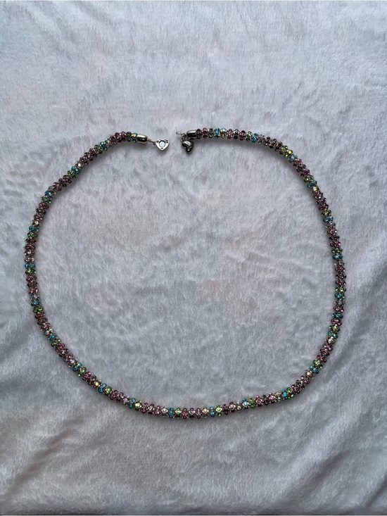 Betsey Johnson Jewelry - Betsy’s Johnson confetti necklace — magnetic clasp